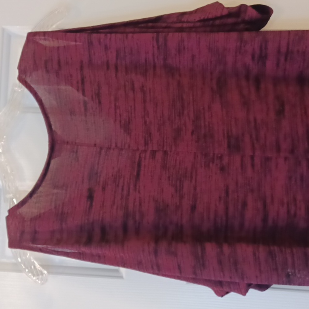 *Open Shoulder Top LRG - Picture 6 of 8